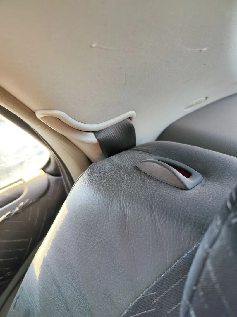 Foto de CINTURON SEGURIDAD TRASERO DERECHO RENAULT LAGUNA II (BG0) 1.8 CAT (120 CV / 88 KW)