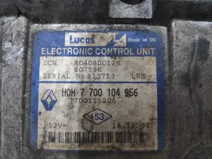 Foto de CENTRALITA MOTOR UCE RENAULT CLIO I FASE I / II (B/C57) 1.2 (58 CV / 43 KW) referencia 7700104956 foto 3