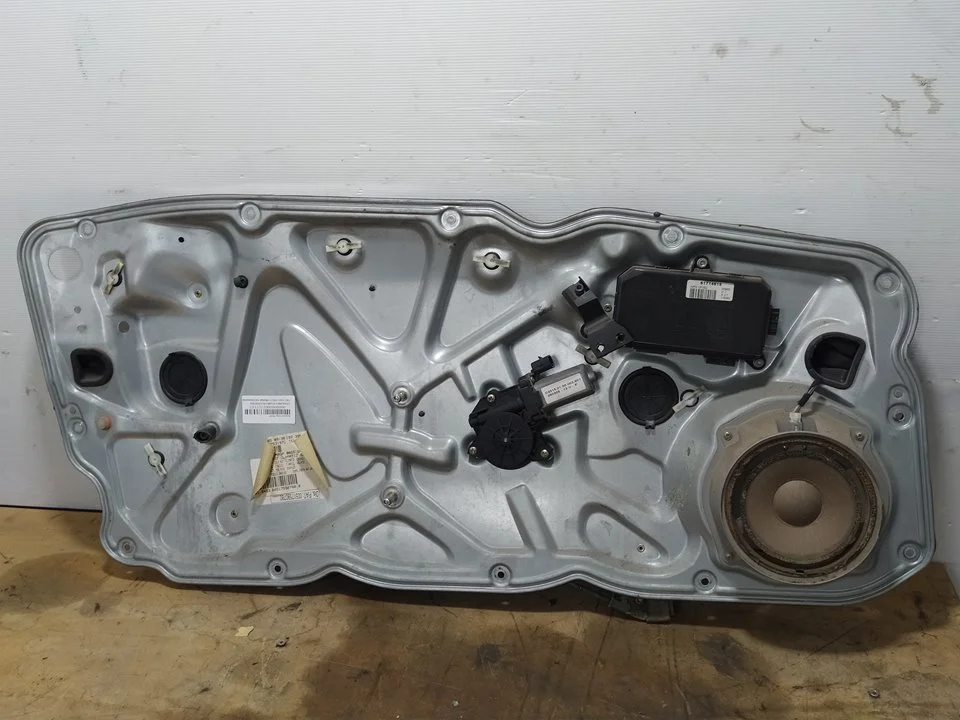 Foto de ELEVALUNAS DELANTERO IZQUIERDO FIAT STILO (192) 1.9 JTD 16V CAT (150 CV / 110 KW) referencia 00517590780