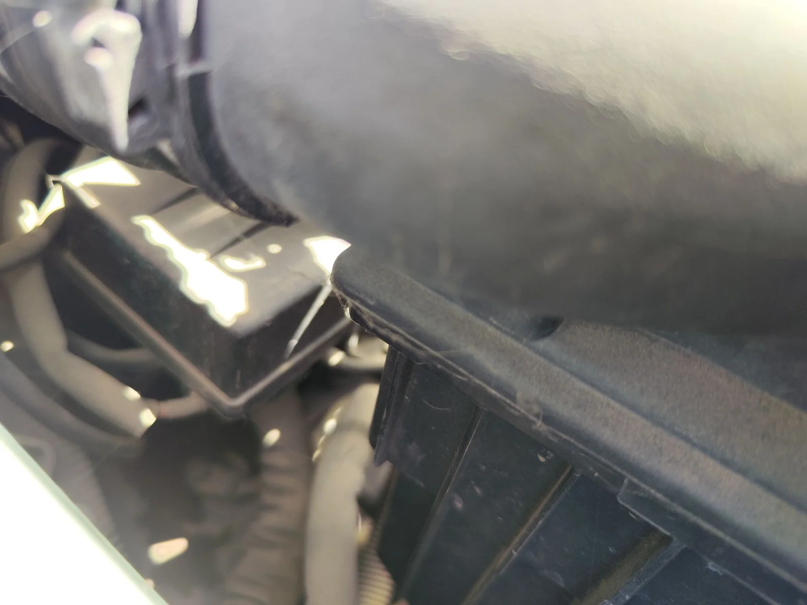Foto de CAJA PRECALENTAMIENTO CITROEN XSARA BERLINA 2.0 HDi CAT (RHY / DW10TD) (90 CV / 66 KW)