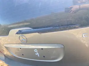 Foto de BRAZO LIMPIA TRASERO MERCEDES-BENZ CLASE A (BM 169) 2.0 CDI CAT (109 CV / 80 KW) referencia A1698200644