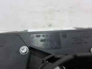 Foto de MANDO MULTIFUNCION CITROEN C2 1.4 (73 CV / 54 KW) referencia 96488227XT foto 4