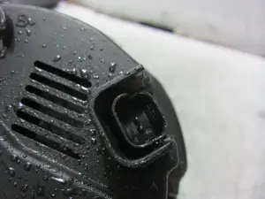 Foto de ALTERNADOR RENAULT LAGUNA II (BG0) 2.2 dCi Turbodiesel (150 CV / 110 KW) referencia 8EL011710641 foto 4