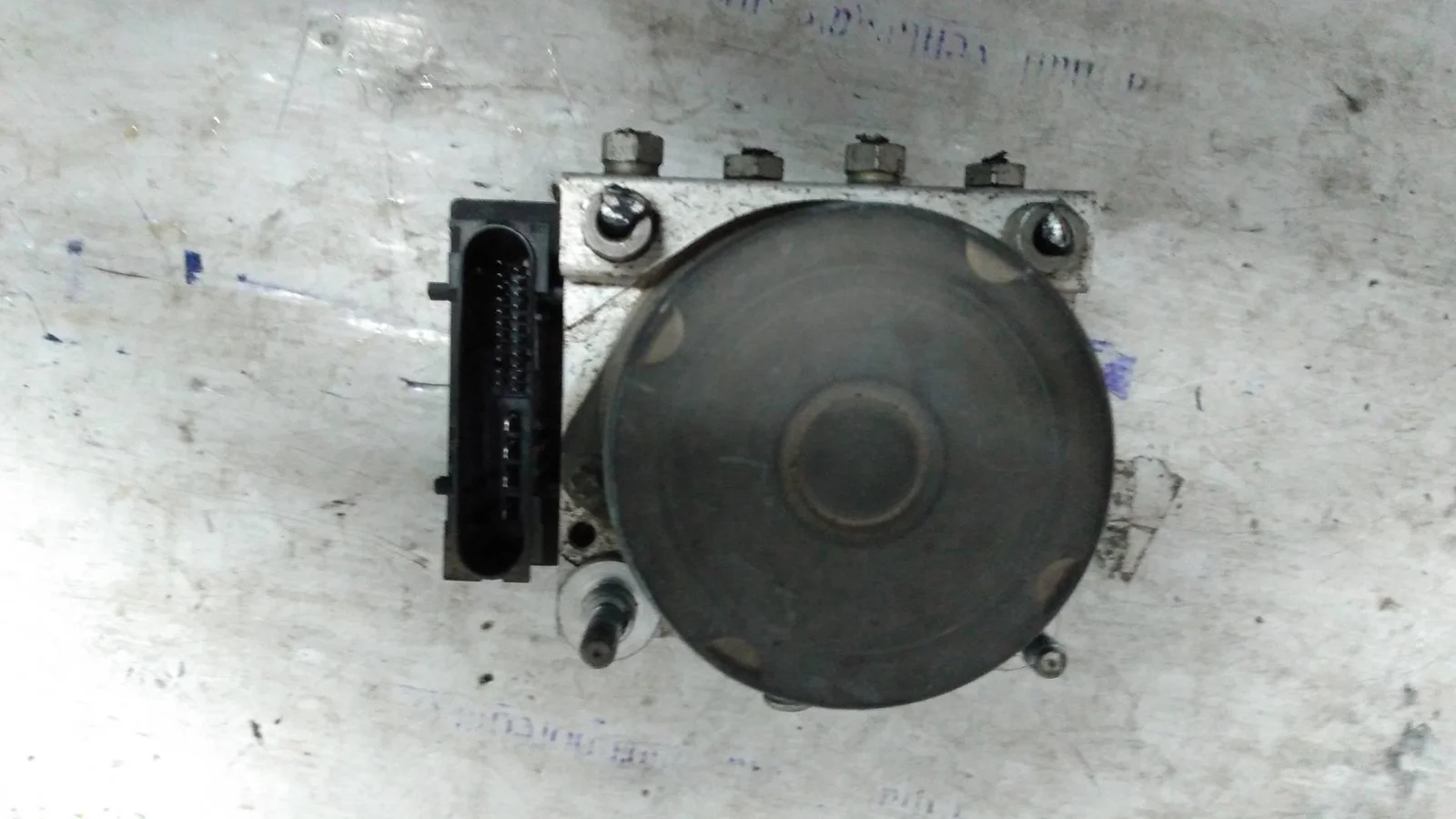 Foto de ABS FIAT STILO (192) 1.9 JTD CAT (116 CV / 85 KW) referencia 0265800369