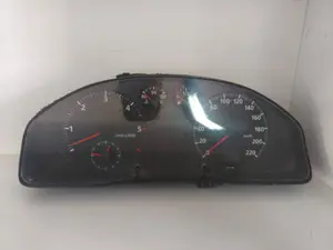 Foto de CUADRO INSTRUMENTOS AUDI A4 BERLINA (B5) referencia 8D0919880N