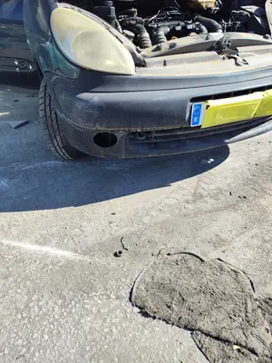 Foto de PARAGOLPES DELANTERO CITROEN XSARA PICASSO 1.6 HDi CAT (9HY / DV6TED4) (109 CV / 80 KW) foto 3