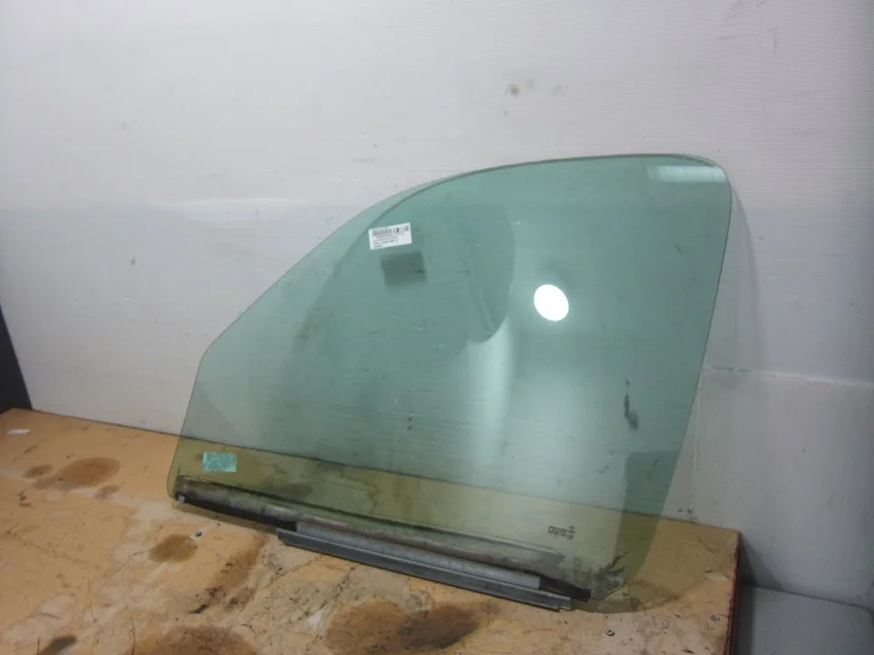 Foto de LUNA DELANTERA DERECHA RENAULT KANGOO II (F/KW0) referencia 43R000929