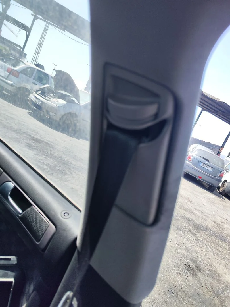 Foto de CINTURON SEGURIDAD DELANTERO IZQUIERDO AUDI A6 BERLINA (4B2) 2.5 V6 24V TDI (180 CV / 132 KW) referencia 4B0857705A FKZ