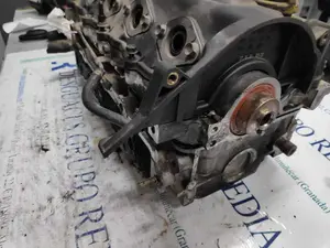 Foto de CULATA OPEL CORSA C foto 2