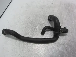 Foto de TUBO PORSCHE MACAN (95BA) referencia 95B122101A foto 3