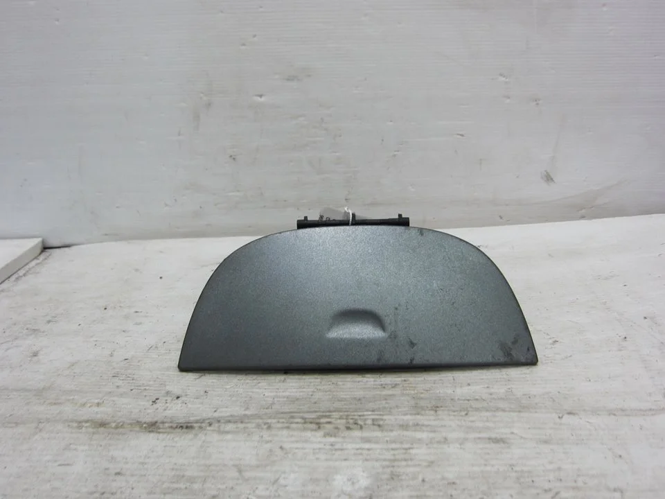 Foto de CENICERO CITROEN C5 BERLINA 2.2 HDi FAP CAT (4HX / DW12ED4) (133 CV / 98 KW) referencia 9650231877