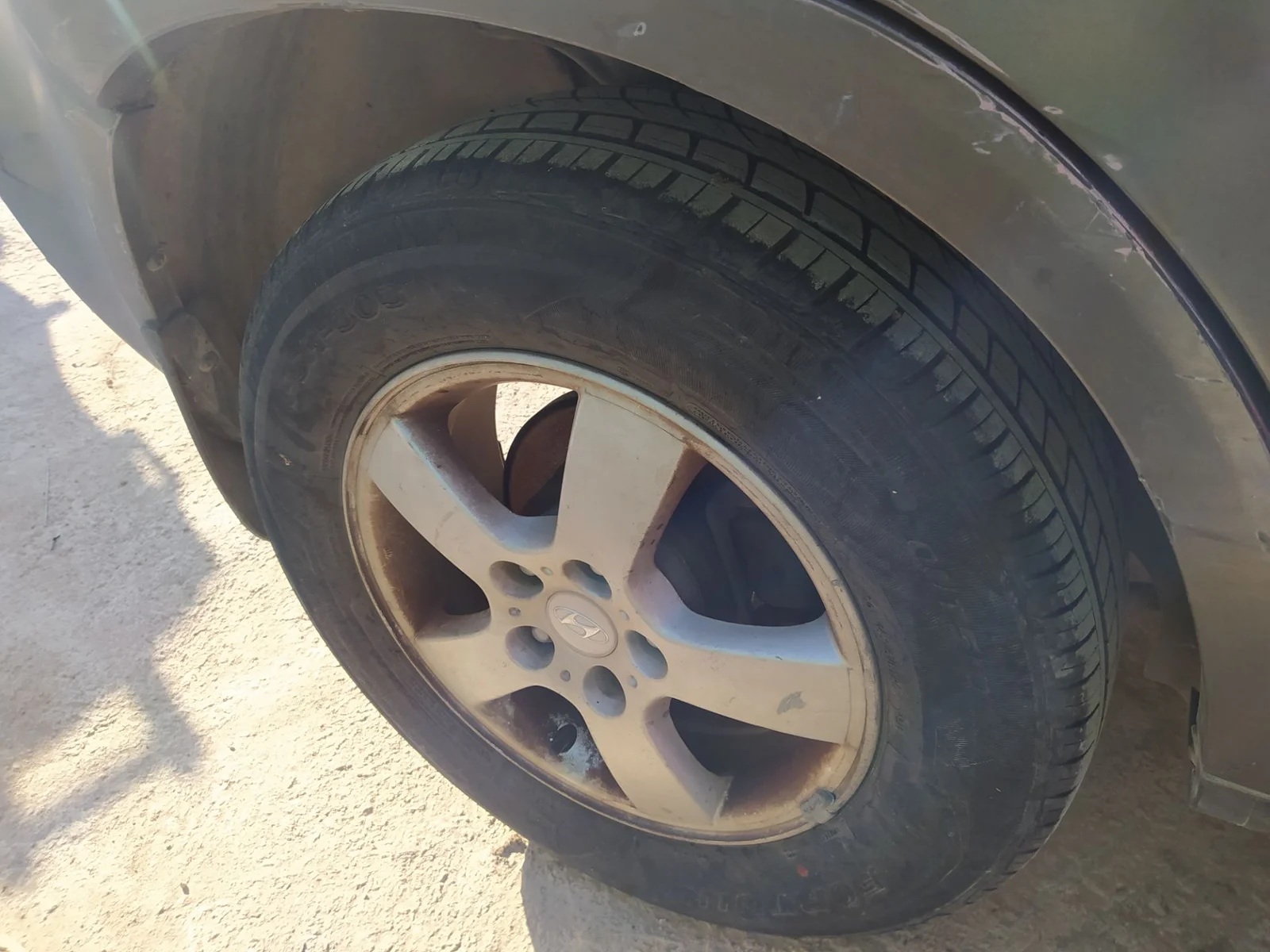 Foto de PINZA DE FRENO TRASERA DERECHA HYUNDAI TUCSON (JM) 2.0 CRDi CAT (113 CV / 83 KW) referencia 58311-2EA10