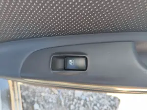 Foto de MANDO ELEVALUNAS TRASERO DERECHO KIA RIO (JB) 1.5 CRDi (110 CV / 81 KW)