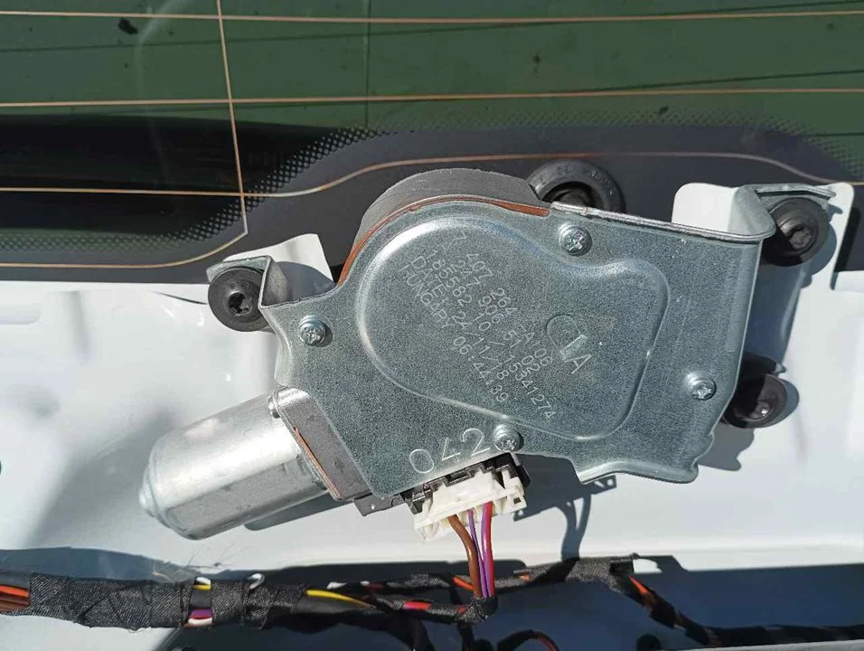 Foto de MOTOR LIMPIA TRASERO BMW SERIE X3 (G01) 3.0 24V Turbodiesel (265 CV / 195 KW) referencia A2479065102