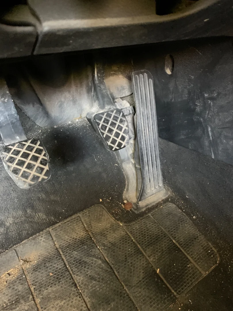 Foto de PEDAL FRENO VOLKSWAGEN PASSAT VARIANT (3C5) 2.0 TDI (140 CV / 103 KW)