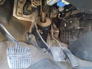 Foto de PEDAL FRENO NISSAN X-TRAIL (T30) 2.2 16V Turbodiesel CAT (114 CV / 84 KW) referencia 46501JG400