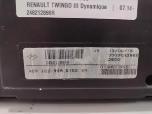 Foto de CUADRO INSTRUMENTOS RENAULT TWINGO III 1.0 SCe (71 CV / 52 KW) referencia 248212886R foto 6