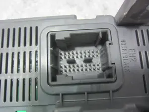 Foto de NO IDENTIFICADO CITROEN C4 CACTUS 1.2 12V VTi (82 CV / 60 KW) referencia 9807531680 foto 5