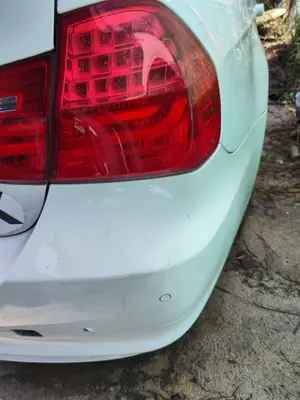 Foto de PILOTO TRASERO DERECHO BMW SERIE 3 BERLINA (E90) 2.0 Turbodiesel CAT (143 CV / 105 KW)