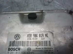 Foto de CENTRALITA MOTOR UCE SEAT IBIZA (6L1) referencia 038906019NE foto 5