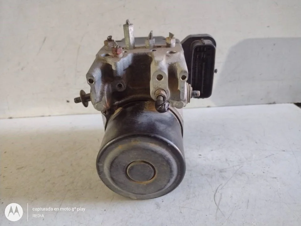 Foto de ABS LEXUS RX 300 (MCU35) 3.0 V6 CAT (204 CV / 150 KW) referencia 4454048060