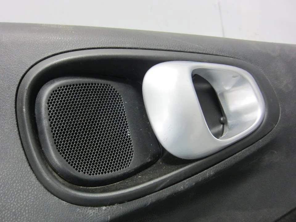 Foto de MANETA INTERIOR TRASERA DERECHA FIAT 500L (330) 1.3 16V JTD CAT (84 CV / 62 KW) referencia 2298791