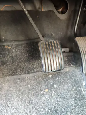 Foto de PEDAL FRENO VOLVO S40 BERLINA 1.6 CAT (109 CV / 80 KW)
