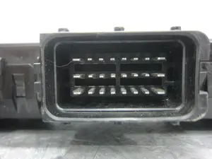 Foto de MODULO ELECTRONICO PEUGEOT 407 COUPÉ 2.7 HDi FAP CAT (UHZ / DT17TED4) (204 CV / 150 KW) referencia 9650281980 foto 2