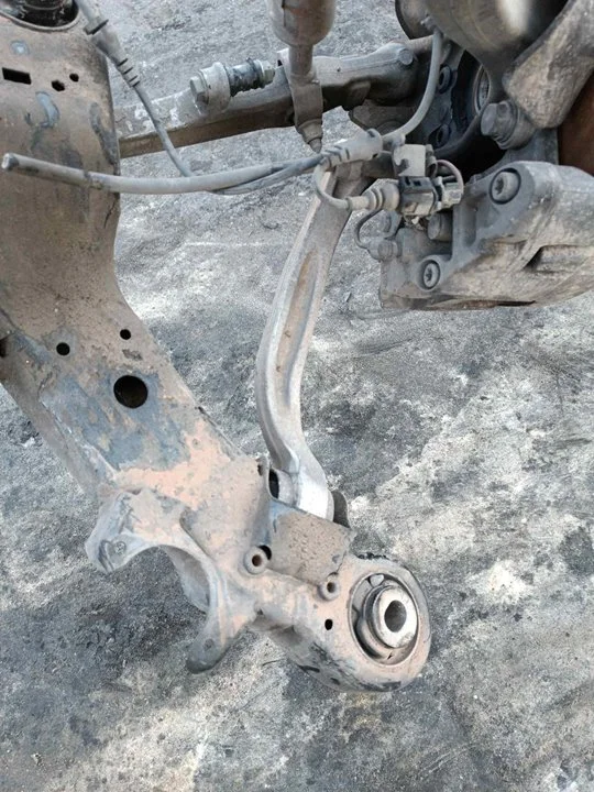 Foto de BRAZO SUSPENSION INFERIOR DELANTERO IZQUIERDO AUDI A6 BERLINA (4F2)