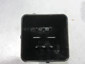 Foto de CAJA PRECALENTAMIENTO CITROEN C4 AIRCROSS referencia 51299065 foto 5