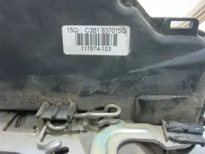 Foto de CERRADURA PUERTA DELANTERA DERECHA SEAT LEON (1M1) 1.8 20V (125 CV / 92 KW) referencia C3B1837015Q foto 5