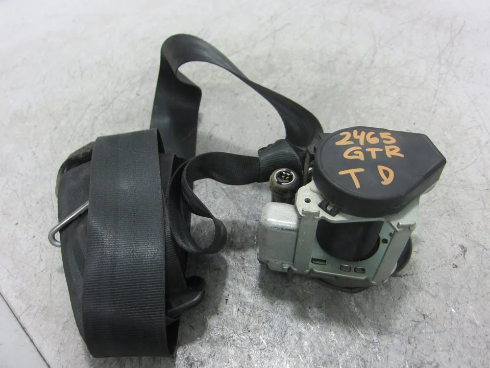Foto de CINTURON SEGURIDAD TRASERO DERECHO PEUGEOT 407 1.6 HDi FAP CAT (9HZ / DV6TED4) (109 CV / 80 KW)