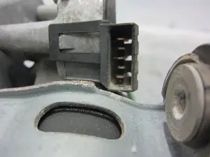 Foto de MOTOR LIMPIA DELANTERO SEAT TOLEDO (1L) referencia 1L0955313 foto 3