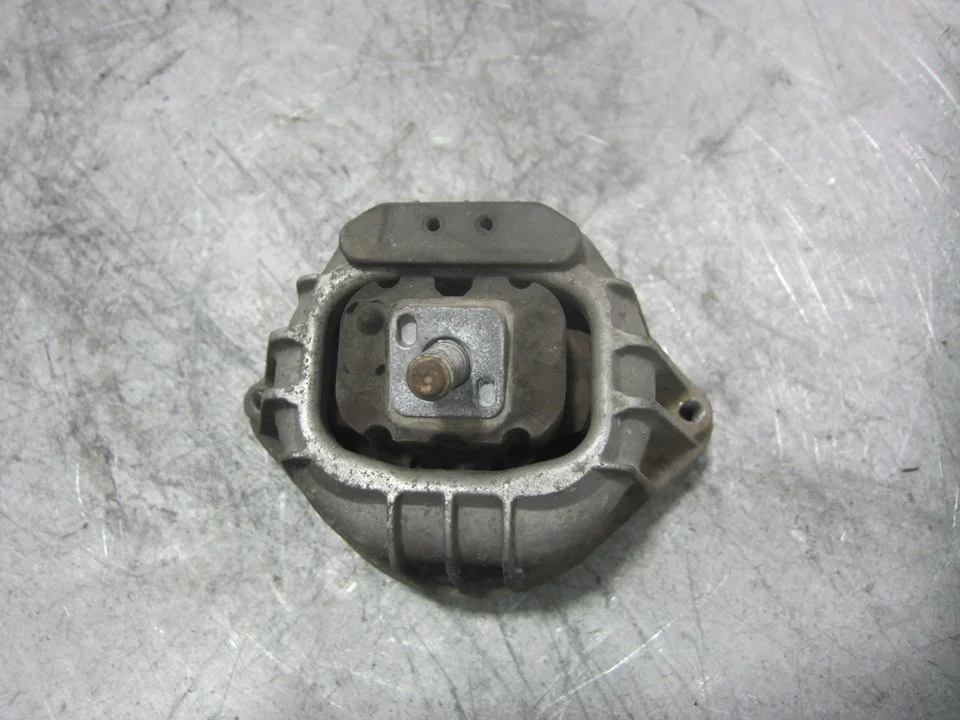Foto de SOPORTE MOTOR BMW SERIE 3 BERLINA (E90) referencia 676885203