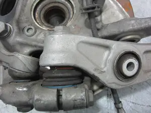 Foto de BRAZO SUSPENSION INFERIOR DELANTERO IZQUIERDO PORSCHE MACAN (95BA) referencia 8K0407155C foto 2