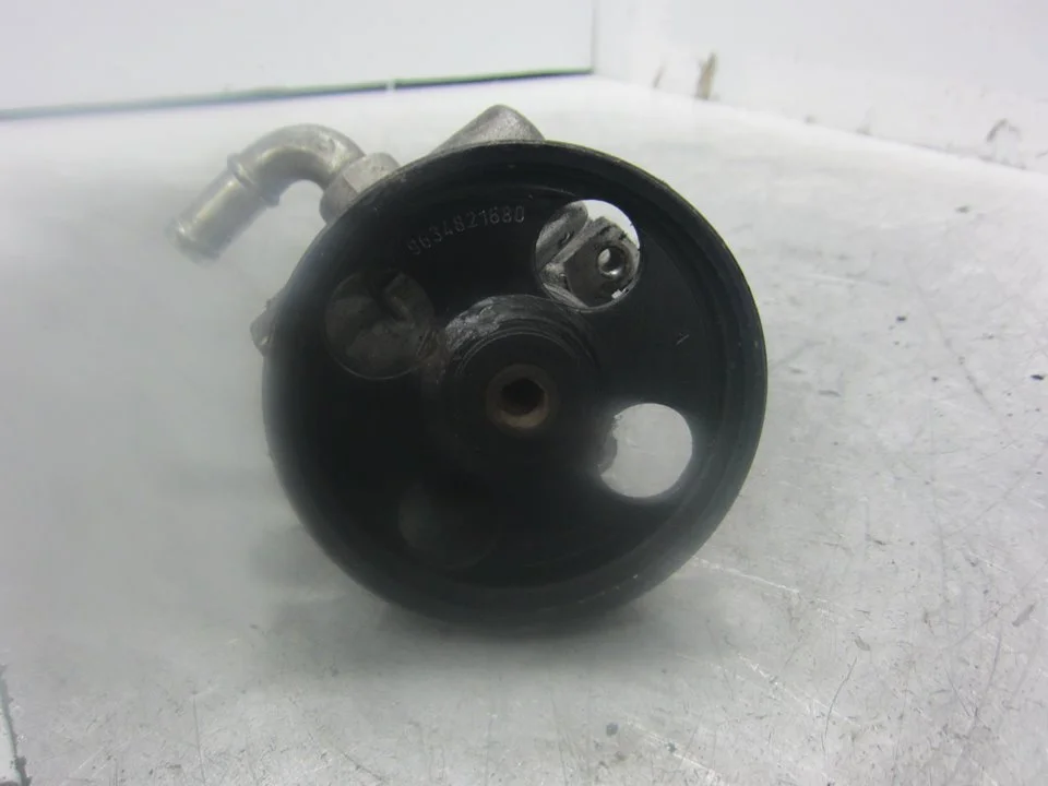 Foto de BOMBA DIRECCION CITROEN XSARA COUPE referencia 9634821680