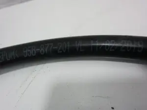 Foto de TUBO PORSCHE MACAN (95BA) referencia 95B877201 foto 2