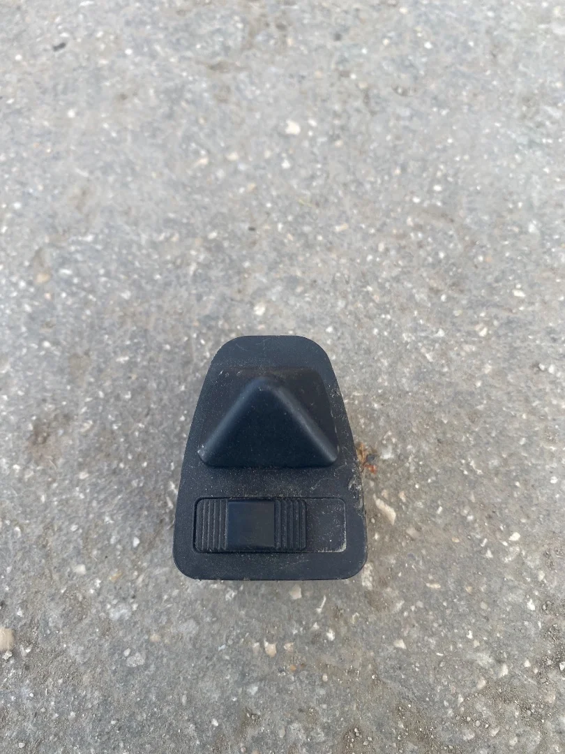 Foto de MANDO RETROVISOR BMW SERIE 3 BERLINA (E46) 1.9 CAT (118 CV / 87 KW) referencia 53369