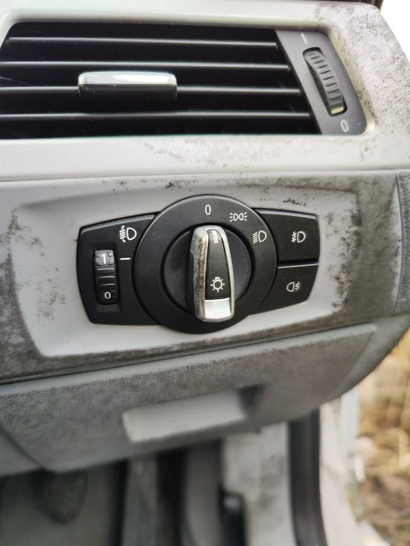 Foto de MANDO LUCES BMW SERIE 3 BERLINA (E90) 2.0 Turbodiesel CAT (143 CV / 105 KW)