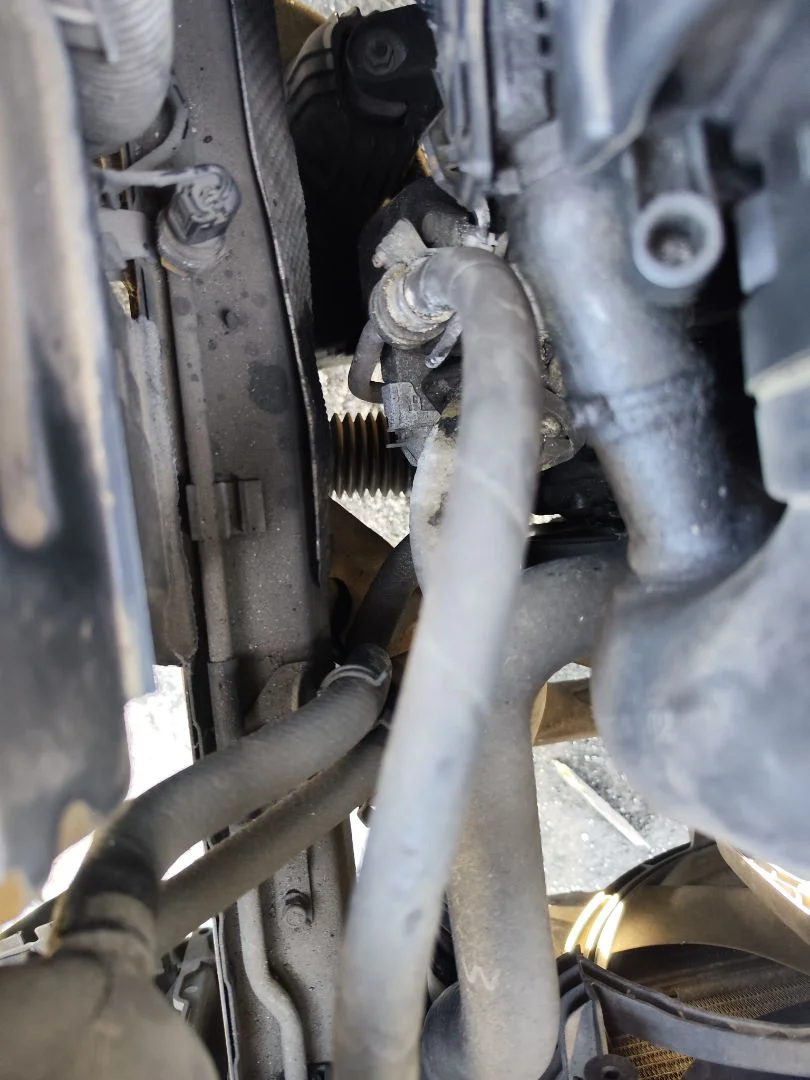 Foto de TUBO PRESION DIRECCION ASISTIDA BMW SERIE 3 BERLINA (E90) 2.0 16V Diesel (163 CV / 120 KW)