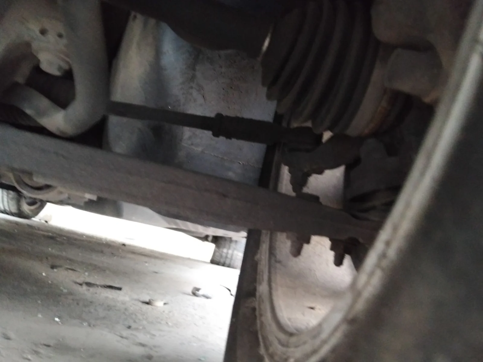 Foto de BRAZO SUSPENSION DELANTERO IZQUIERDO SEAT ALTEA (5P1) 1.9 TDI (105 CV / 77 KW)