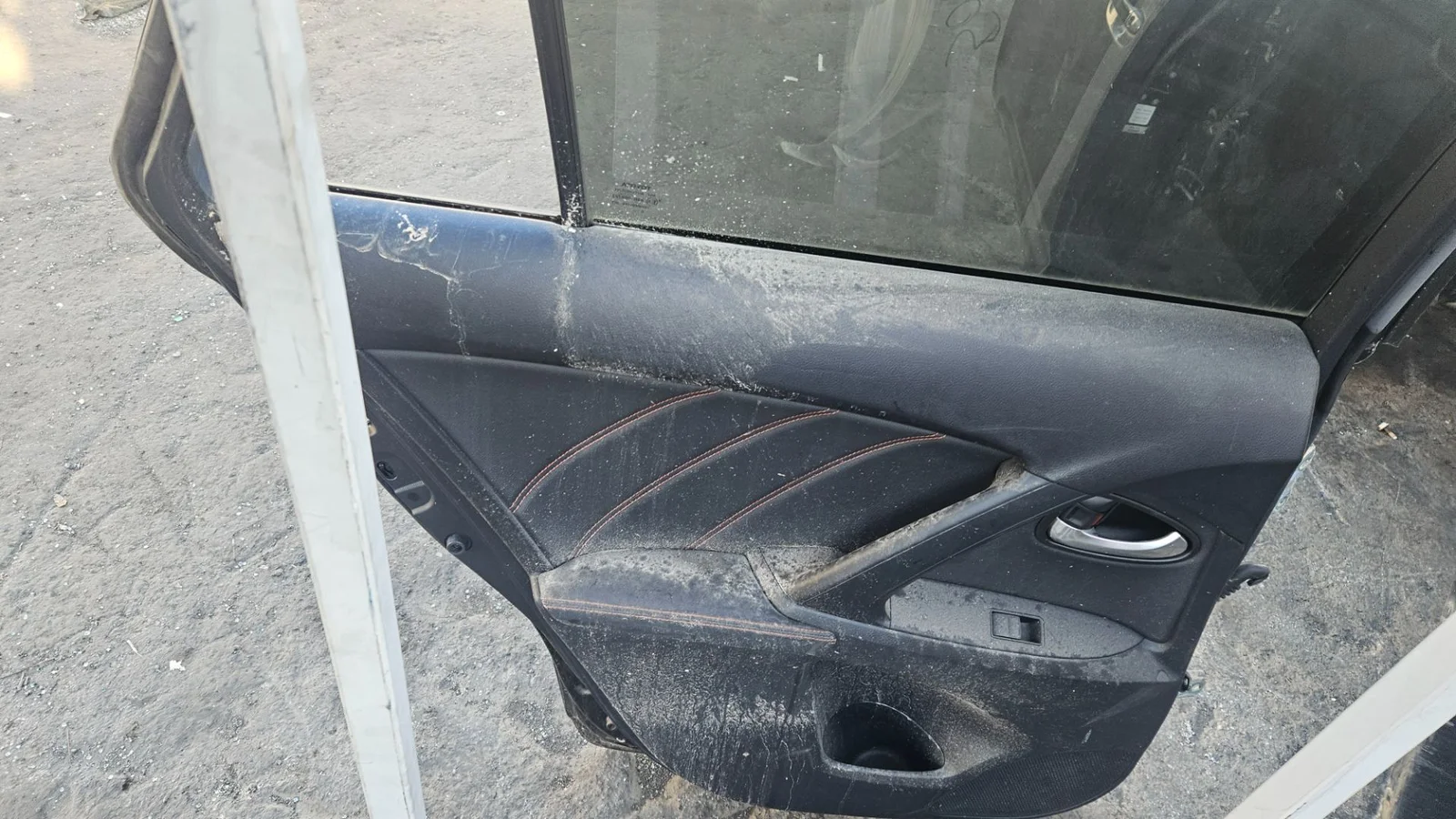 Foto de ELEVALUNAS TRASERO IZQUIERDO TOYOTA AVENSIS CROSS SPORT (T27) 1.8 16V CAT (147 CV / 108 KW) referencia 6984005131