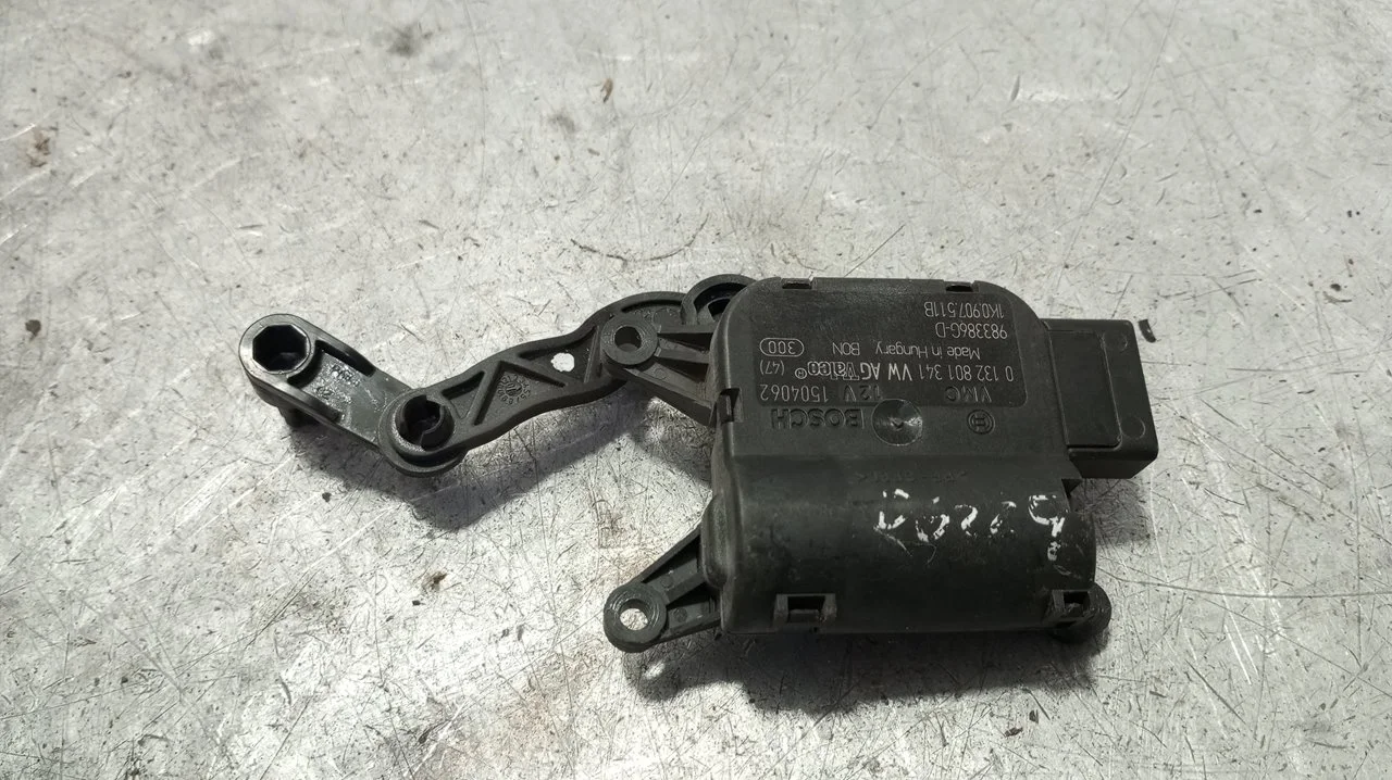 Foto de MOTOR TRAMPILLA CALEFACCION SEAT TOLEDO (5P2) 1.9 TDI (105 CV / 77 KW) referencia 1K0907511B