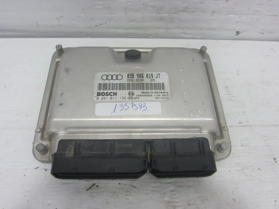 Foto de CENTRALITA MOTOR UCE AUDI A4 BERLINA (8E) 1.9 TDI (131 CV / 96 KW) referencia 038906019JT