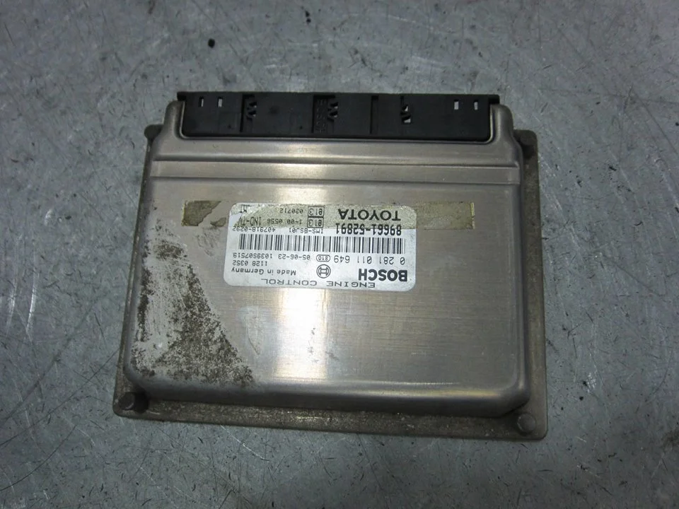 Foto de CENTRALITA MOTOR UCE TOYOTA YARIS (NCP1/NLP1/SCP1) 1.4 Turbodiesel CAT (75 CV / 55 KW) referencia 8966152891