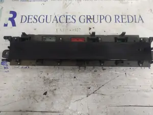 Foto de CUADRO INSTRUMENTOS RENAULT MEGANE II BERLINA 5P 1.9 dCi Diesel FAP CAT (110 CV / 81 KW) referencia 8200704464A