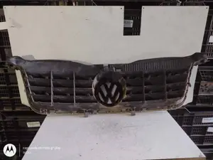 Foto de REJILLA DELANTERA VOLKSWAGEN PASSAT BERLINA (3B3) referencia 3B0853651 foto 2