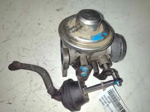 Foto de VALVULA EGR SEAT LEON (1M1) referencia 038131501E