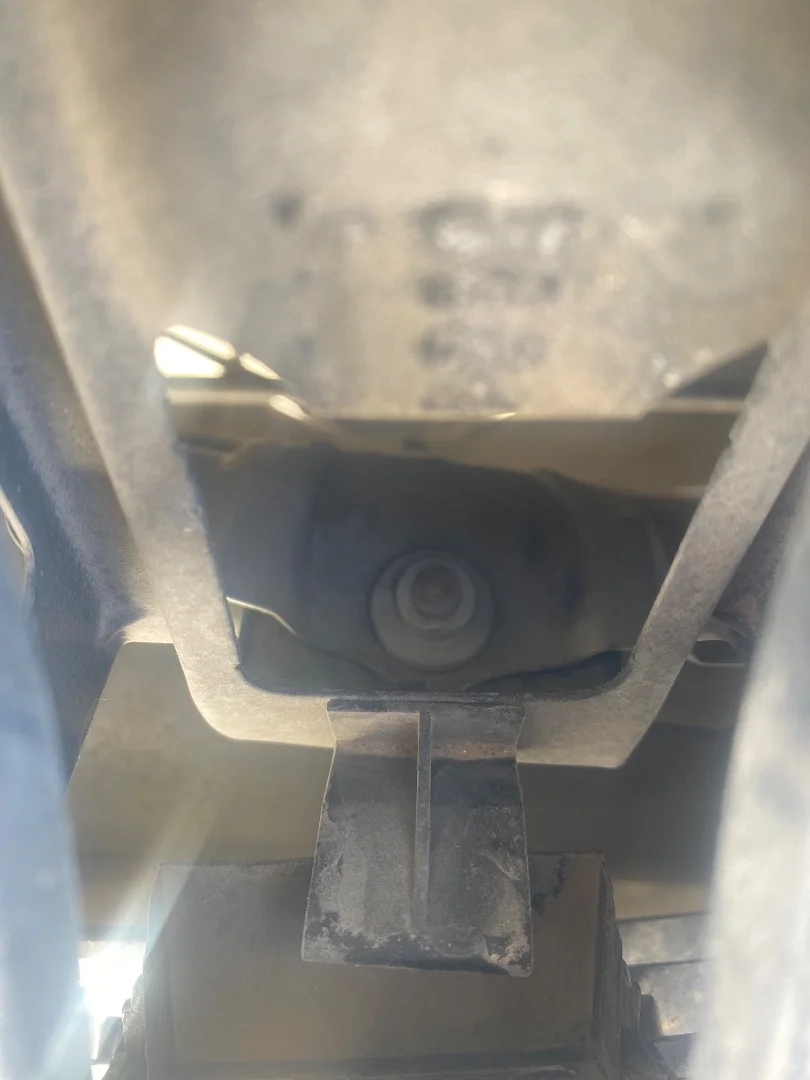 Foto de CERRADURA CAPO RENAULT LAGUNA II (BG0) 2.0 (135 CV / 99 KW) referencia 8200236510