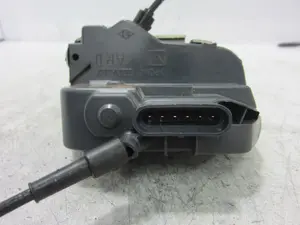 Foto de CERRADURA PUERTA TRASERA DERECHA RENAULT SCENIC II (JM) 1.5 dCi Diesel (106 CV / 78 KW) referencia 119332 foto 4